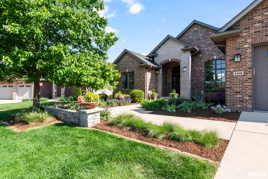 2408 Wimbledon Place, Springfield, IL 62704 - #3