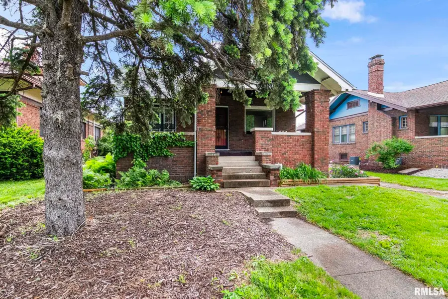 1204 Macarthur Boulevard, Springfield, IL 62704 - #3