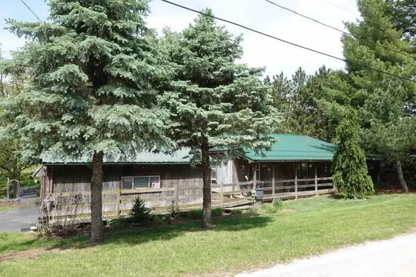 109 W 1st Street, East Galesburg, IL 61430