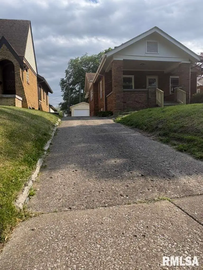 512 Broad Place, Springfield, IL 62703 - #2