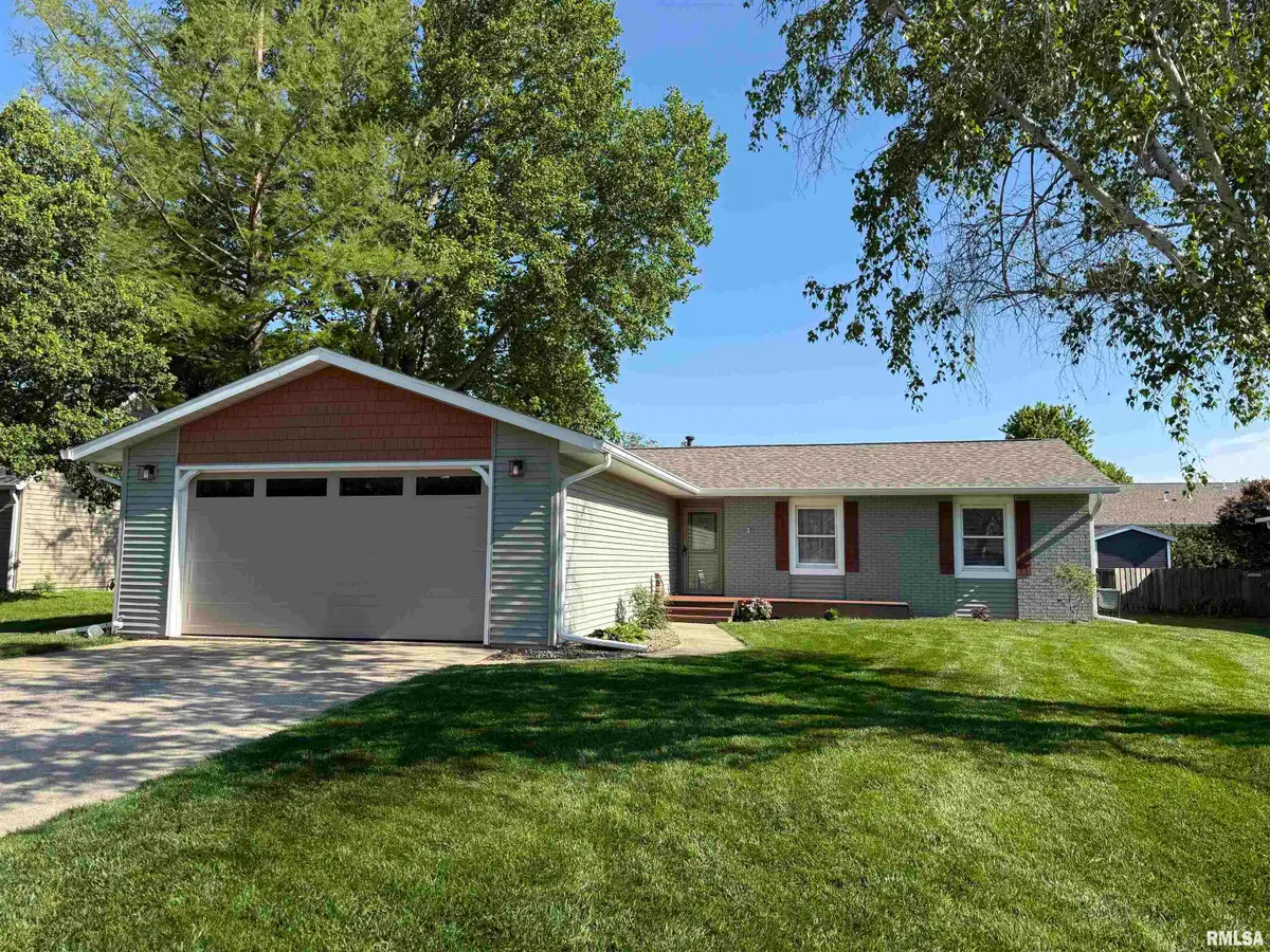 135 Teal Drive, Chatham, IL 62629 - #1