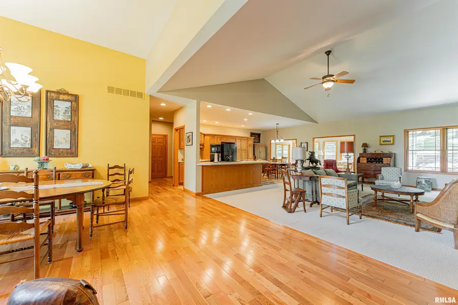 2 Edwards Trace, Elkhart, IL 62634 - #3