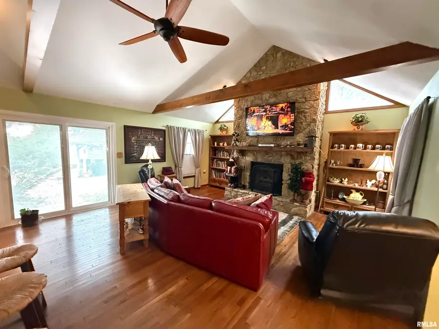2505 Chestnut Street, Quincy, IL 62301 - #2