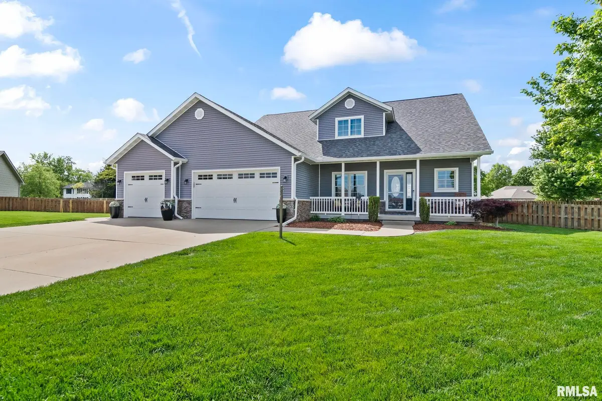 101 Kodiak Drive, Chatham, IL 62629 - #1