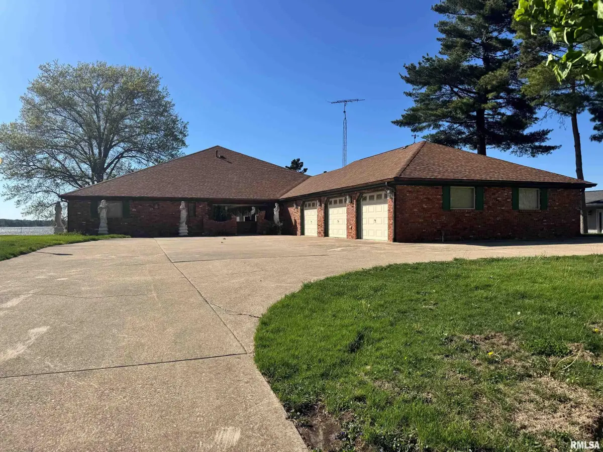 1013 E Lake Shore Drive, Springfield, IL 62712 - #1