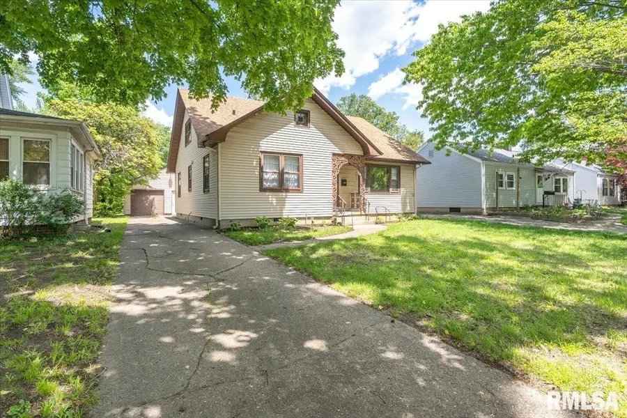 433 W Lawrence Avenue, Springfield, IL 62704 - #3