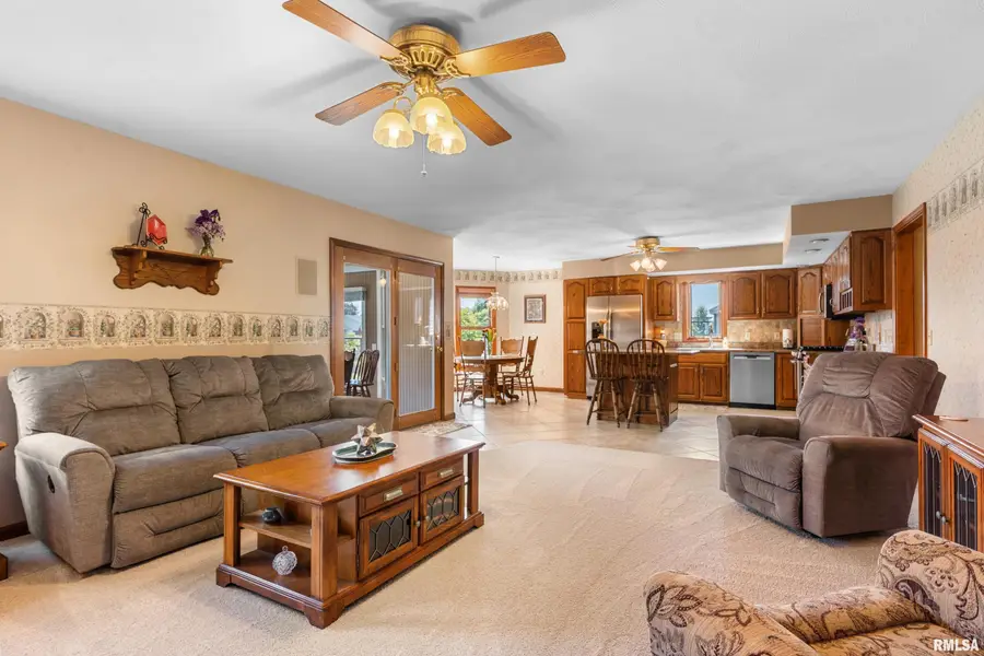 520 Augusta Drive, Chatham, IL 62629 - #2