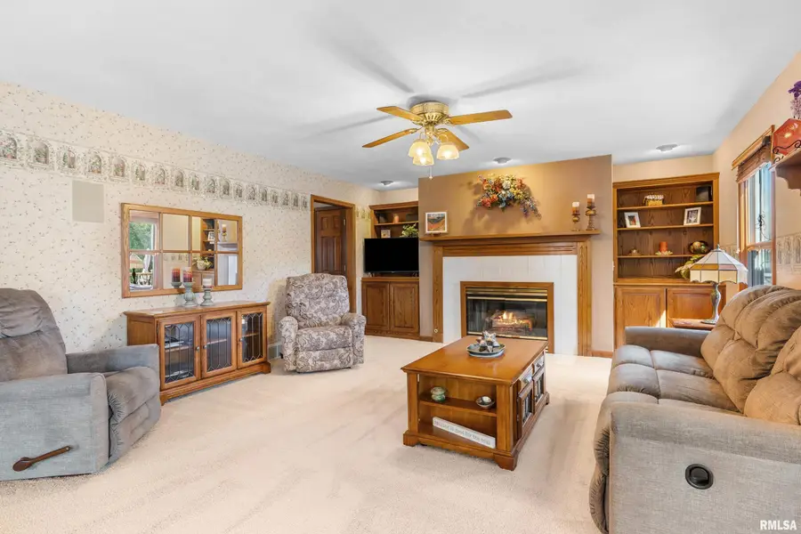 520 Augusta Drive, Chatham, IL 62629 - #3