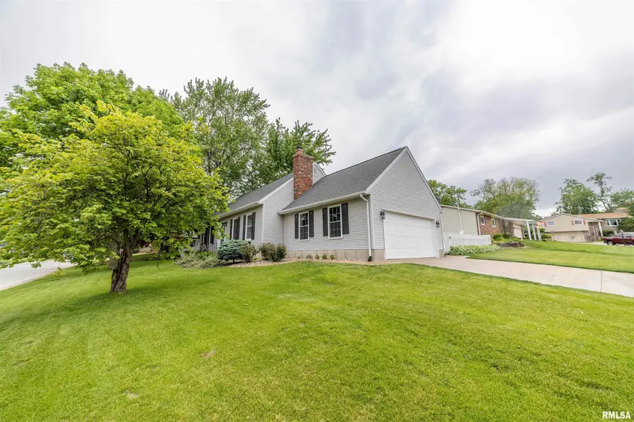 3107 Kingsridge Drive, Quincy, IL 62301 - #2