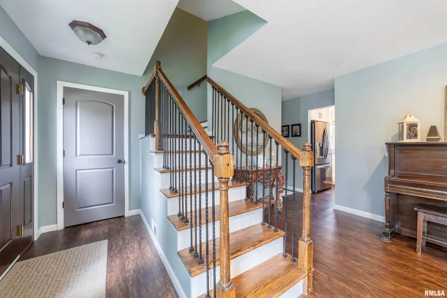 3107 Kingsridge Drive, Quincy, IL 62301 - #3