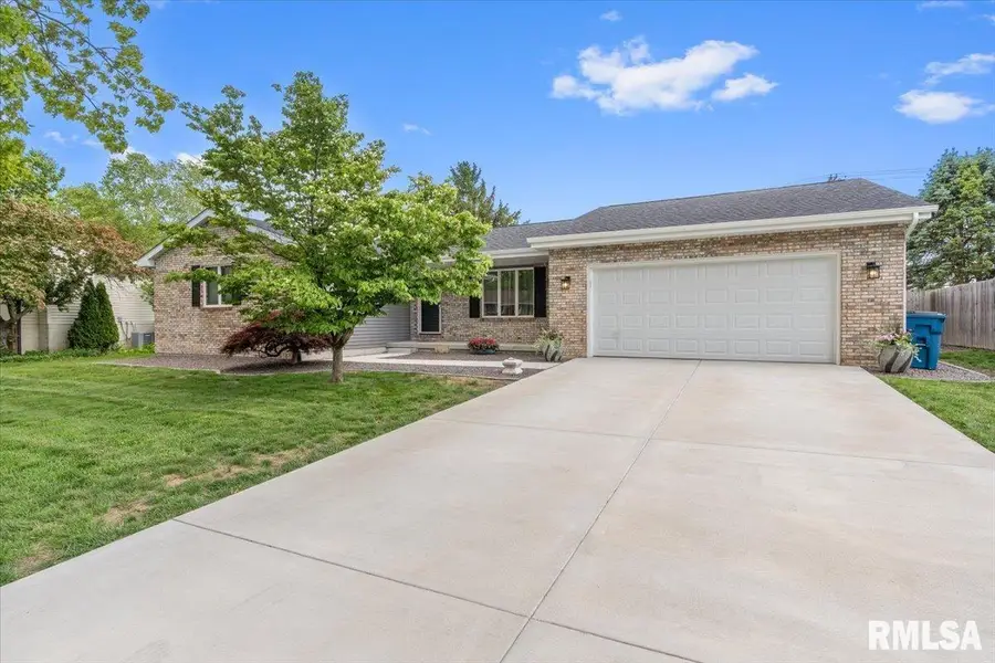 4084 Hollyhock Drive, Springfield, IL 62711 - #2