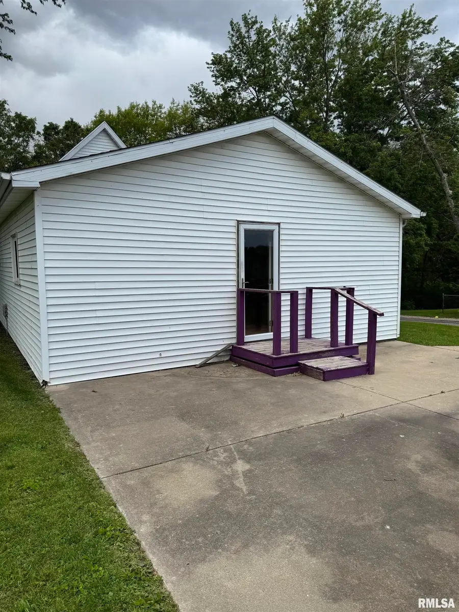 313 Central Avenue, Saint David, IL 61563 - #3