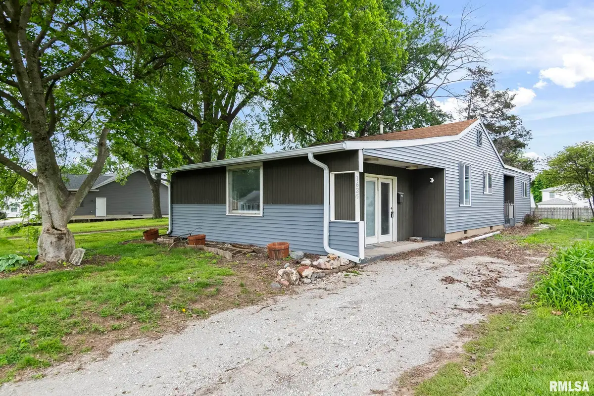 1625 W Vernon Avenue, Springfield, IL 62704 - #1