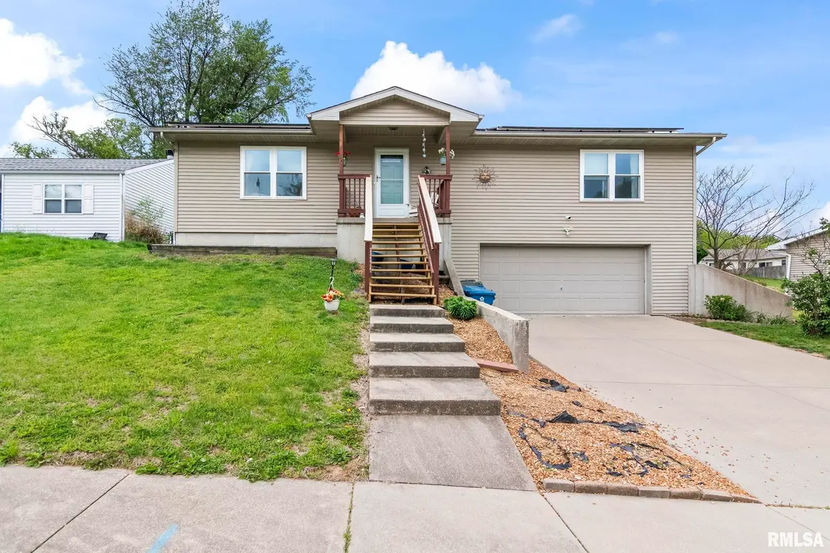 909 Helene Street, Springfield, IL 62702 - #1