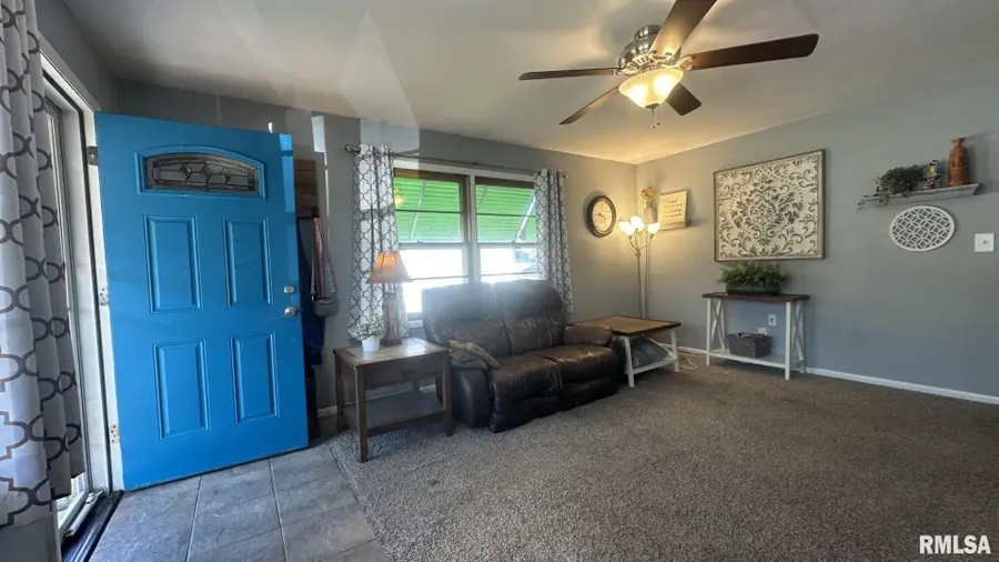 2915 Whewell Avenue, Quincy, IL 62301 - #2