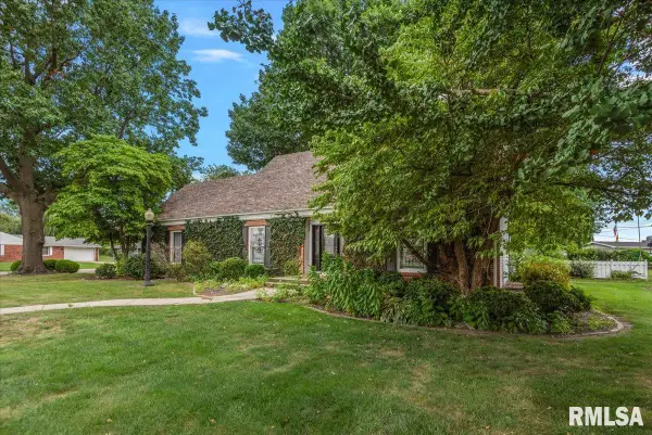 600 Samuel Street, Taylorville, IL 62568