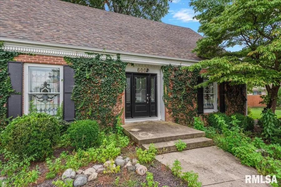 600 Samuel Street, Taylorville, IL 62568 - #2