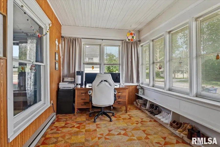 303 W 2nd Street, Assumption, IL 62510 - #3