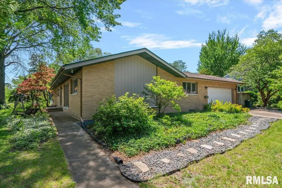 1900 Parkview Drive, Springfield, IL 62704 - #2