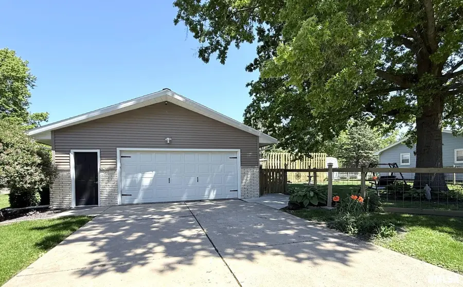 700 Walnut Street, Knoxville, IL 61448 - #3
