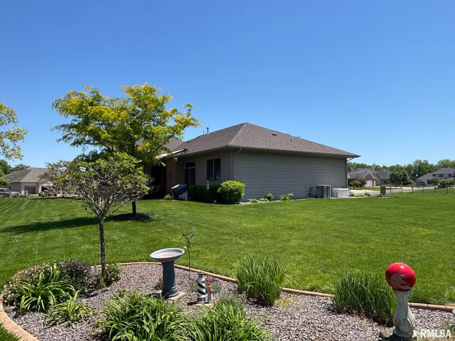 4377 Old Salem Lane, Springfield, IL 62711 - #2