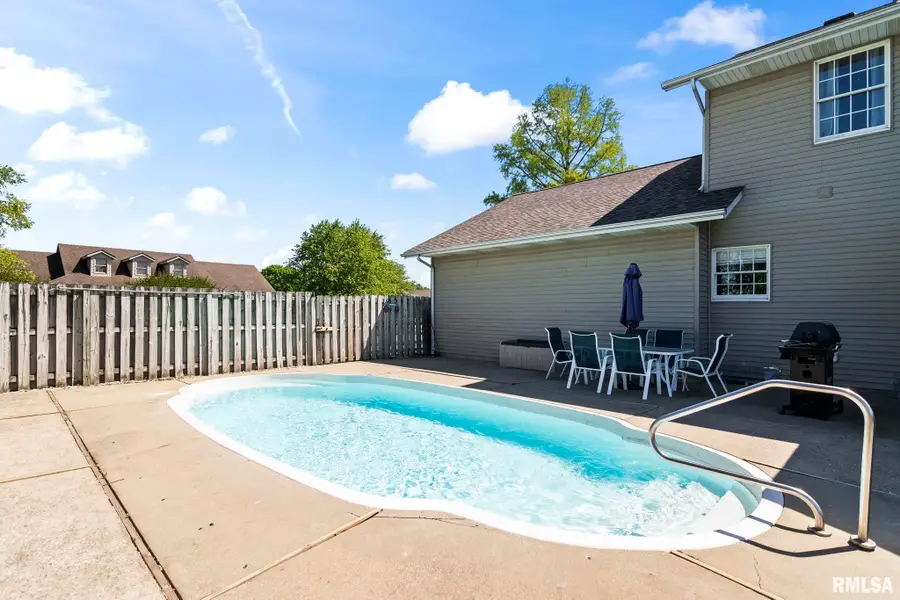 6201 Willow Springs Road, Springfield, IL 62712 - #3