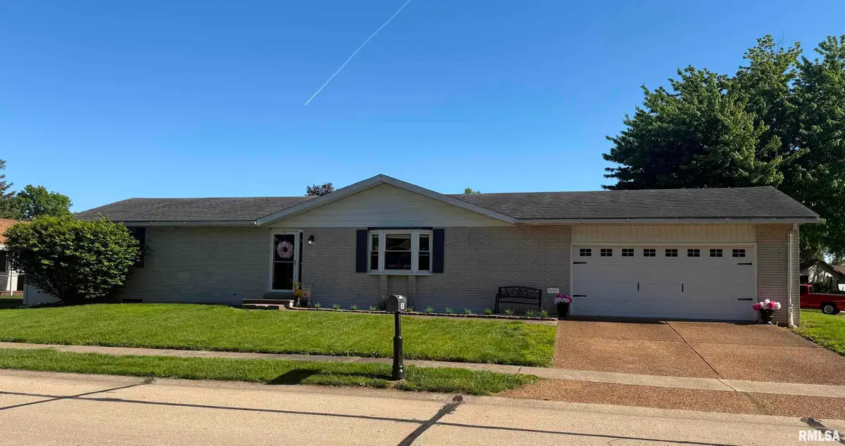 204 Buckhorn Drive, Springfield, IL 62707 - #1