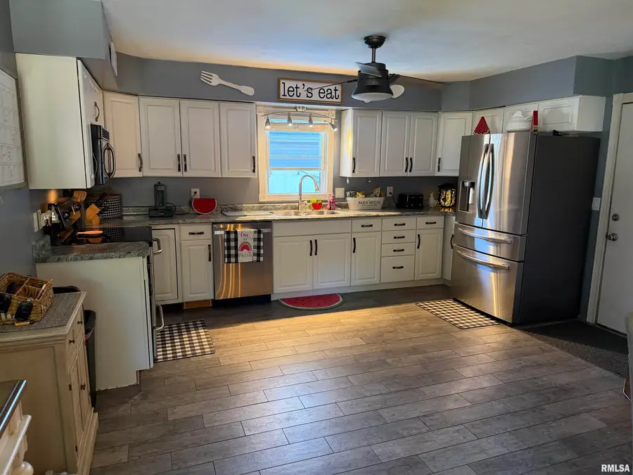 204 Buckhorn Drive, Springfield, IL 62707 - #3