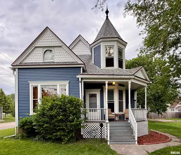 597 Maple Avenue, Galesburg, IL 61401