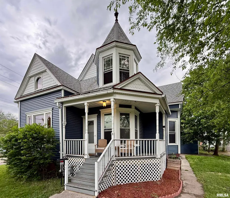 597 Maple Avenue, Galesburg, IL 61401 - #2