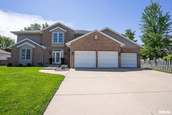 2620 Cedar Pond Drive, Springfield, IL 62702