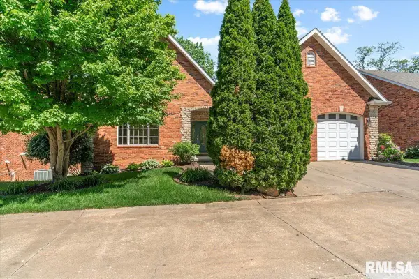 2320 Chatham Road, Springfield, IL 62704
