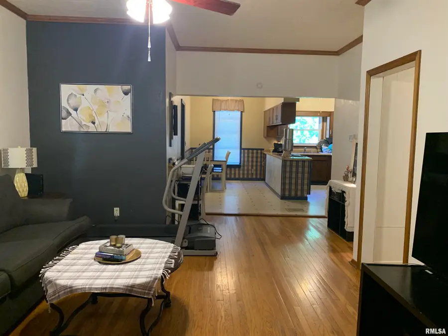 2231 Jefferson Street, Quincy, IL 62301 - #3