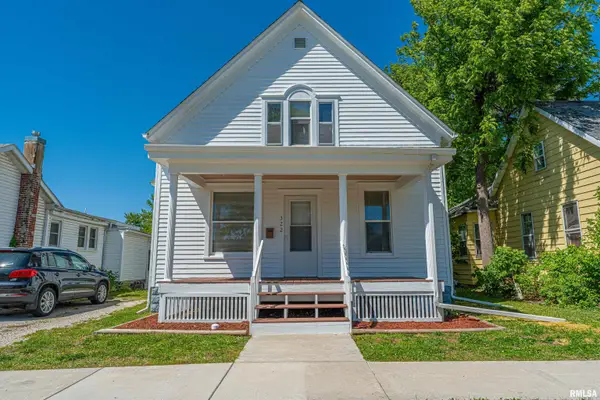 322 3rd Street, Lincoln, IL 62656