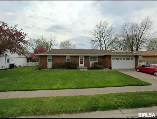 9 Arthur Drive, Rochester, IL 62563