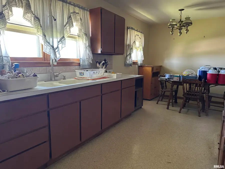 2034 S Main Street, Jacksonville, IL 62650 - #3