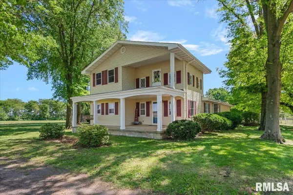 2201 Strawn Crossing Road, Jacksonville, IL 62650