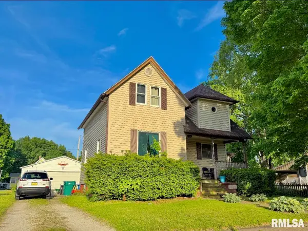 527 Burgland Avenue, Galesburg, IL 61401
