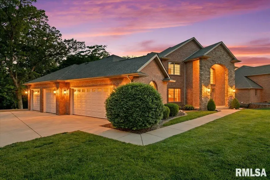47 Woodland Trail, Rochester, IL 62563 - #2