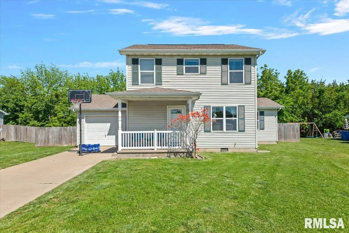 502 N Bitterroot Drive, Athens, IL 62613 - #1