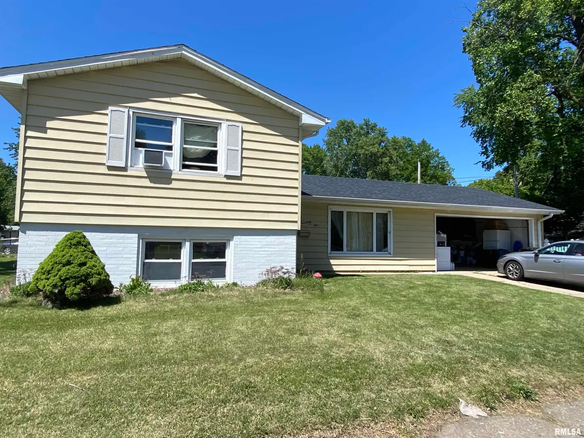 1701 Arcade Drive, Springfield, IL 62702 - #1