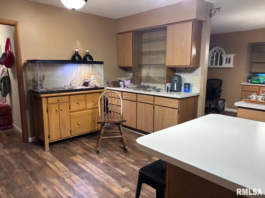 7635 Mechanicsburg Road, Springfield, IL 62712 - #3