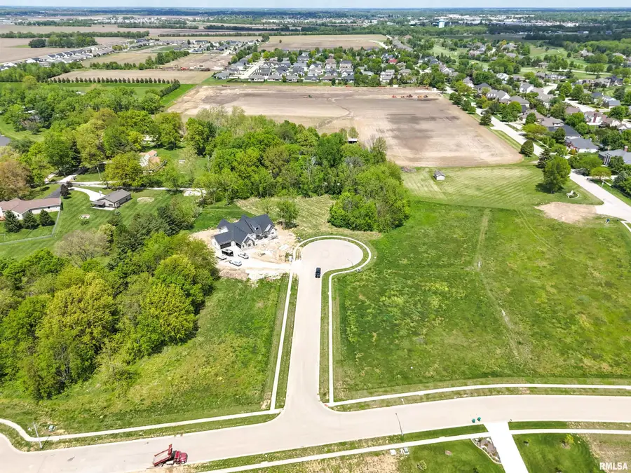 5000 Benton Point, Springfield, IL 62711 - #2