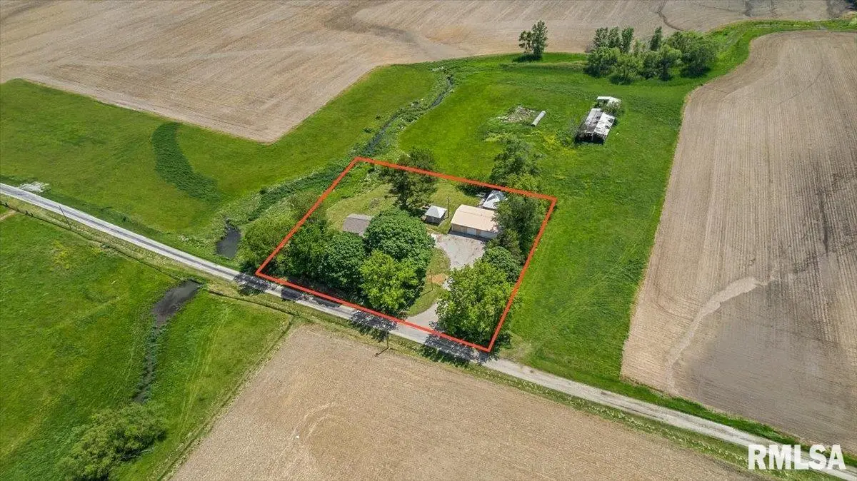 31651 West Avenue, Middletown, IL 62666 - #1