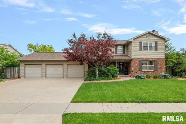 312 Westwinds Drive, Jacksonville, IL 62650