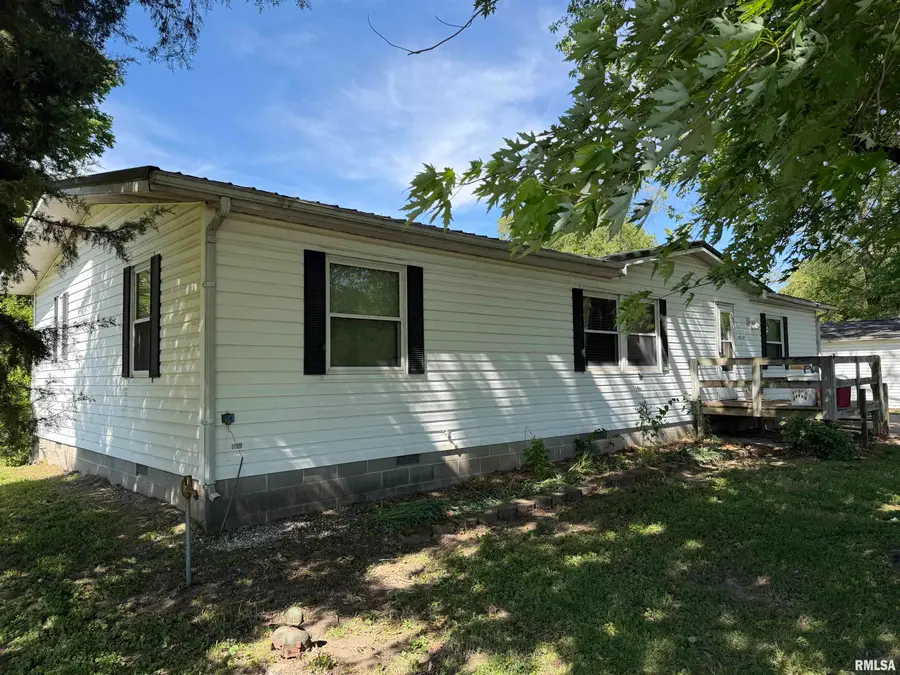 106 E Elm Street, Gladstone, IL 61437 - #3