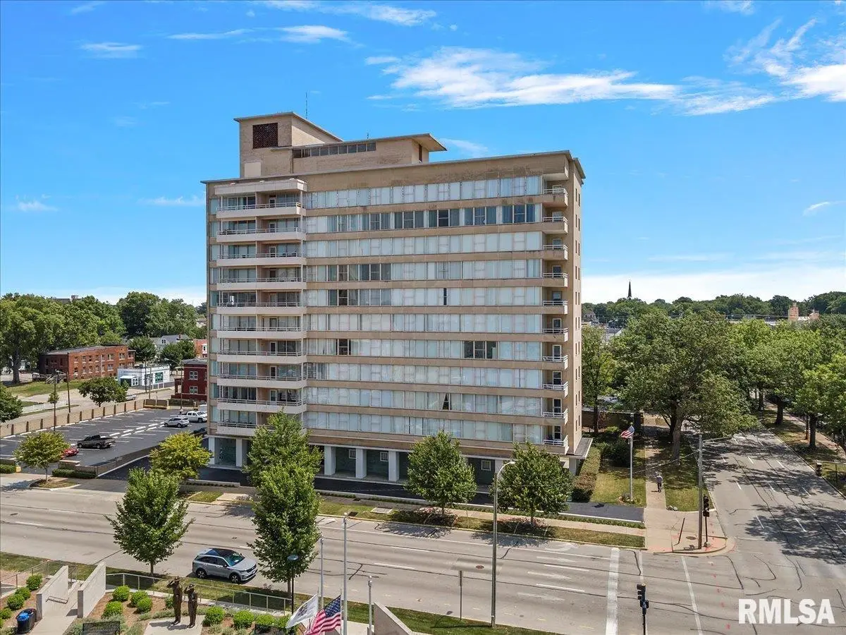 718 S 7th Street #1000, Springfield, IL 62703 - #1