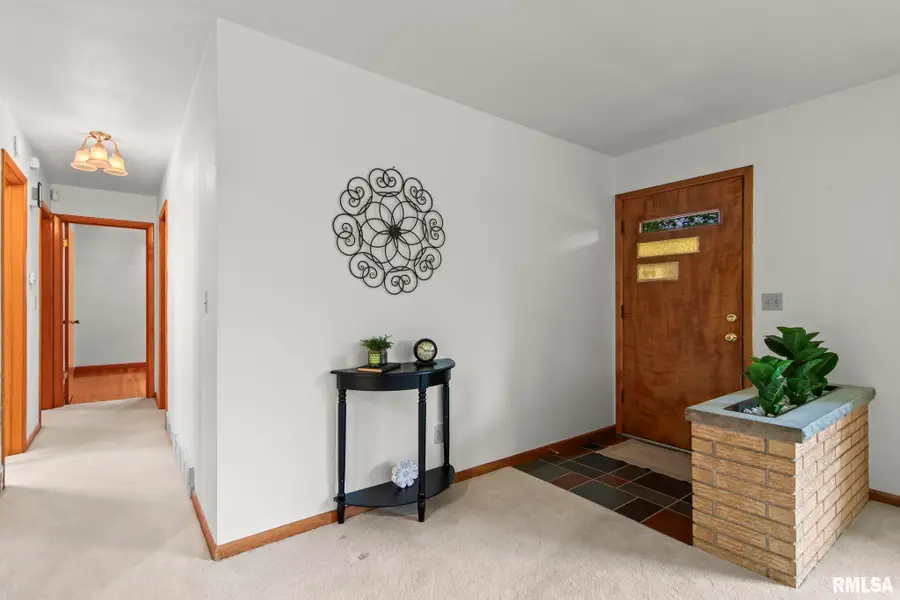 43 Palomino Road, Springfield, IL 62702 - #2