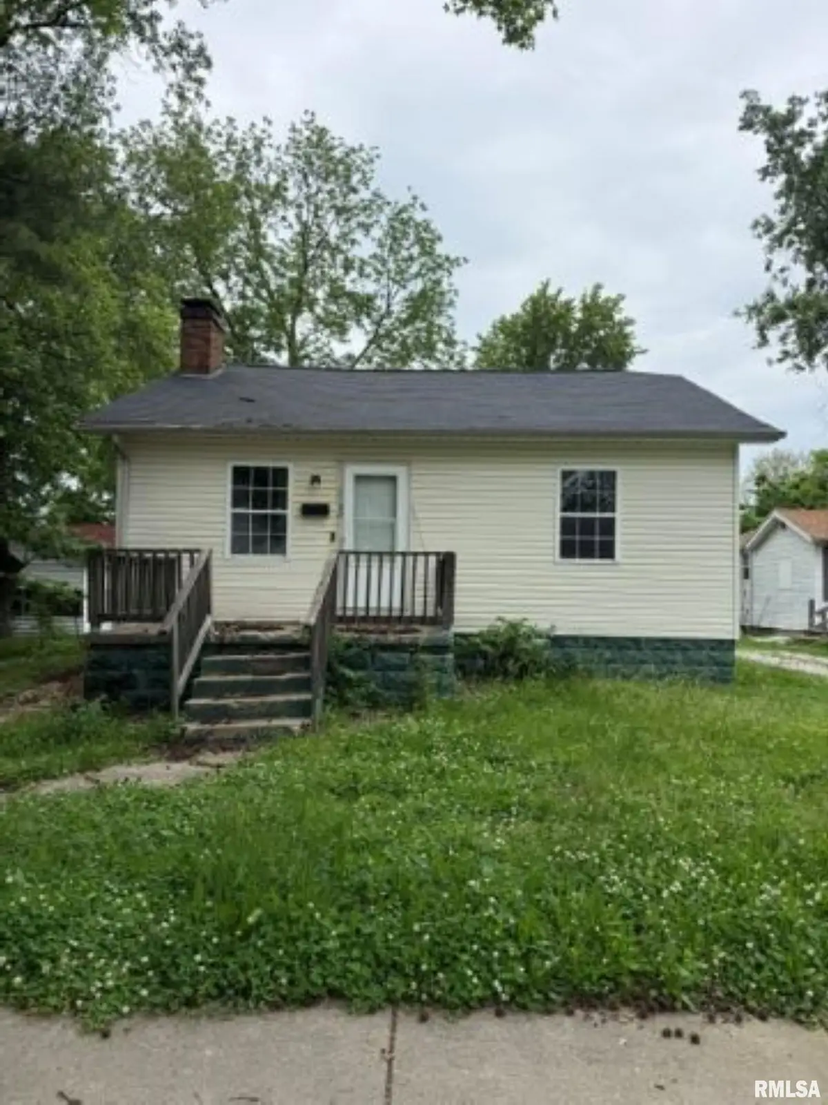1252 E Whitmer Street, Decatur, IL 62521 - #1
