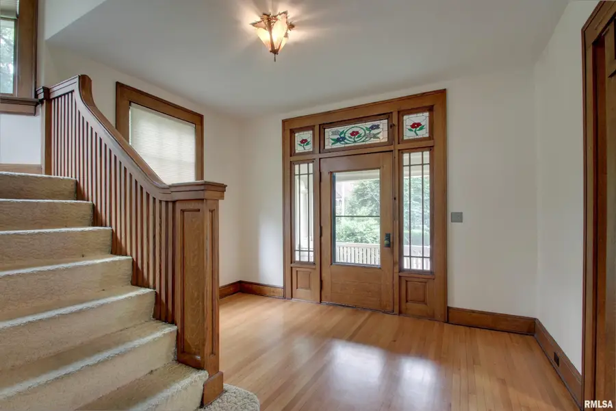 215 S 16th Street, Quincy, IL 62301 - #3
